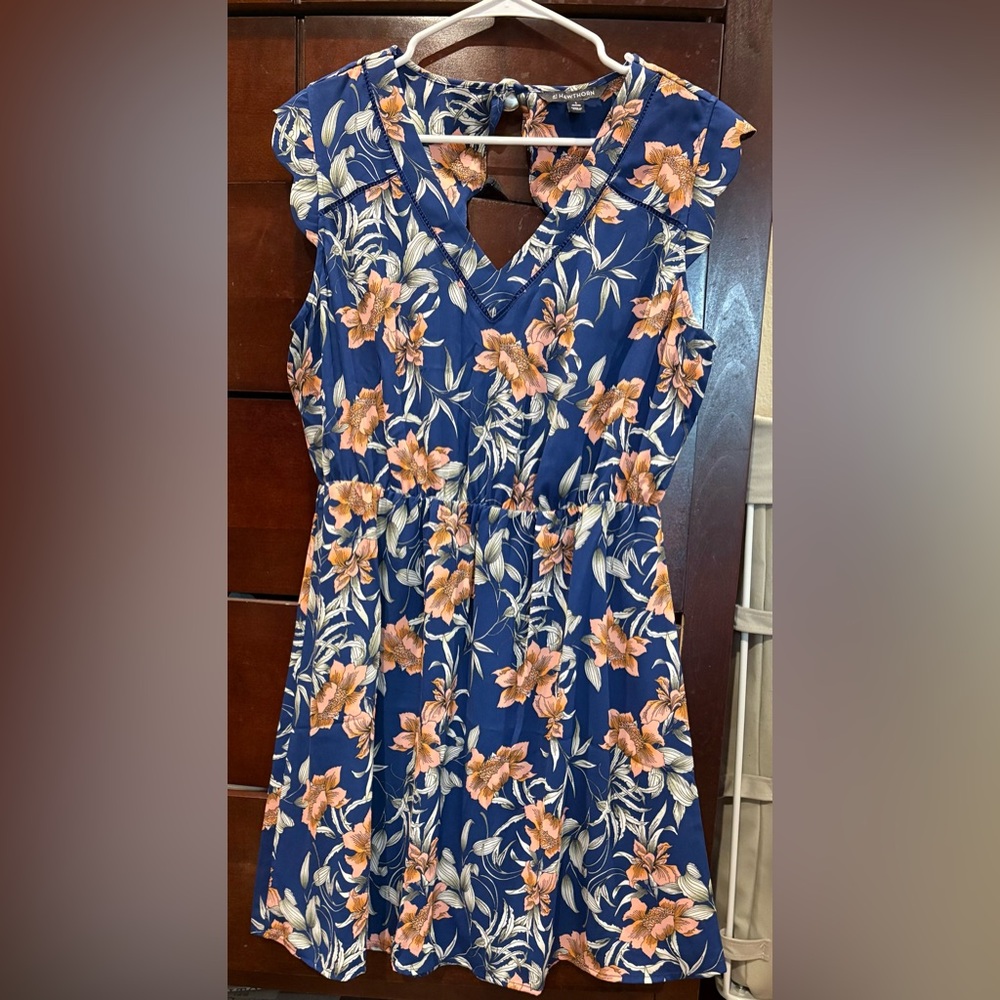 41 Hawthorn Navy Floral V-Neck dress size LP